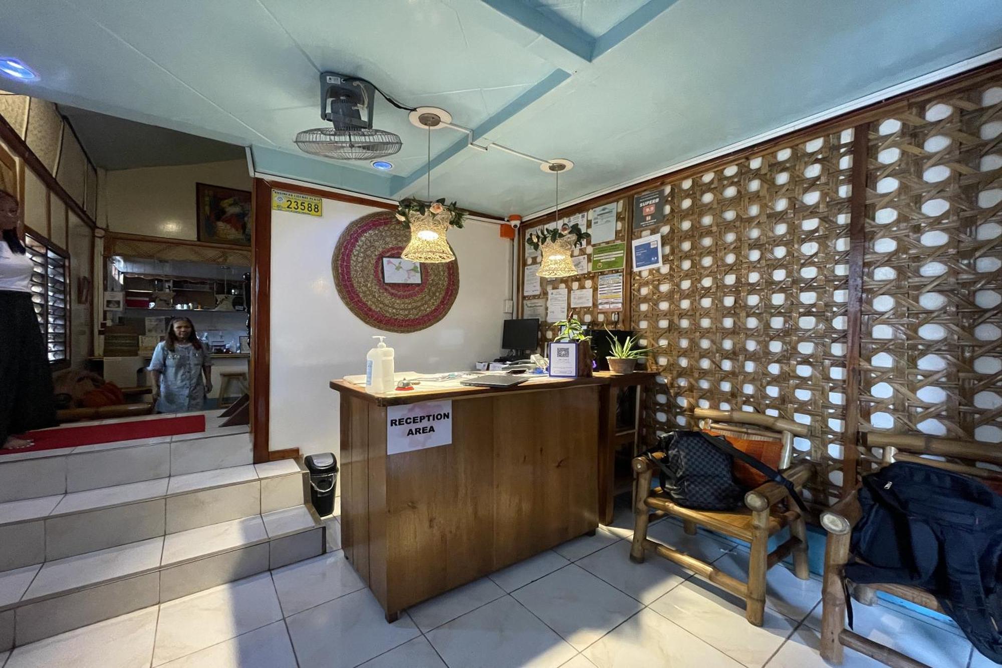 Balai Vivencio Hostel 푸에르토프린세사 외부 사진